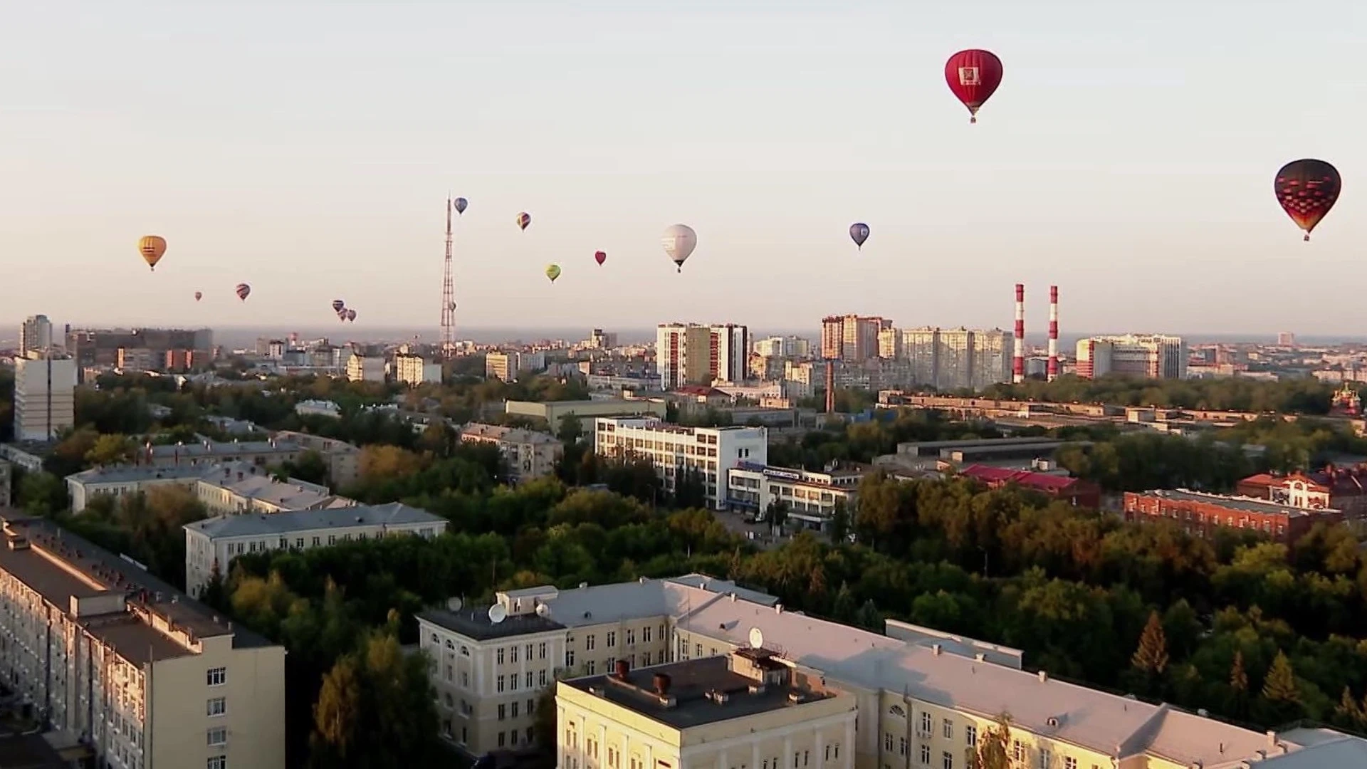 Фестиваль воздухоплавания "Приволжская фиеста" проходит в Нижнем Новгороде