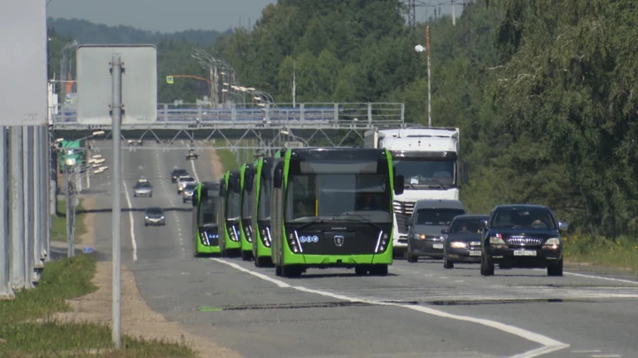 Вести. Иркутск Первая партия новых городских автобусов прибыла в Иркутск