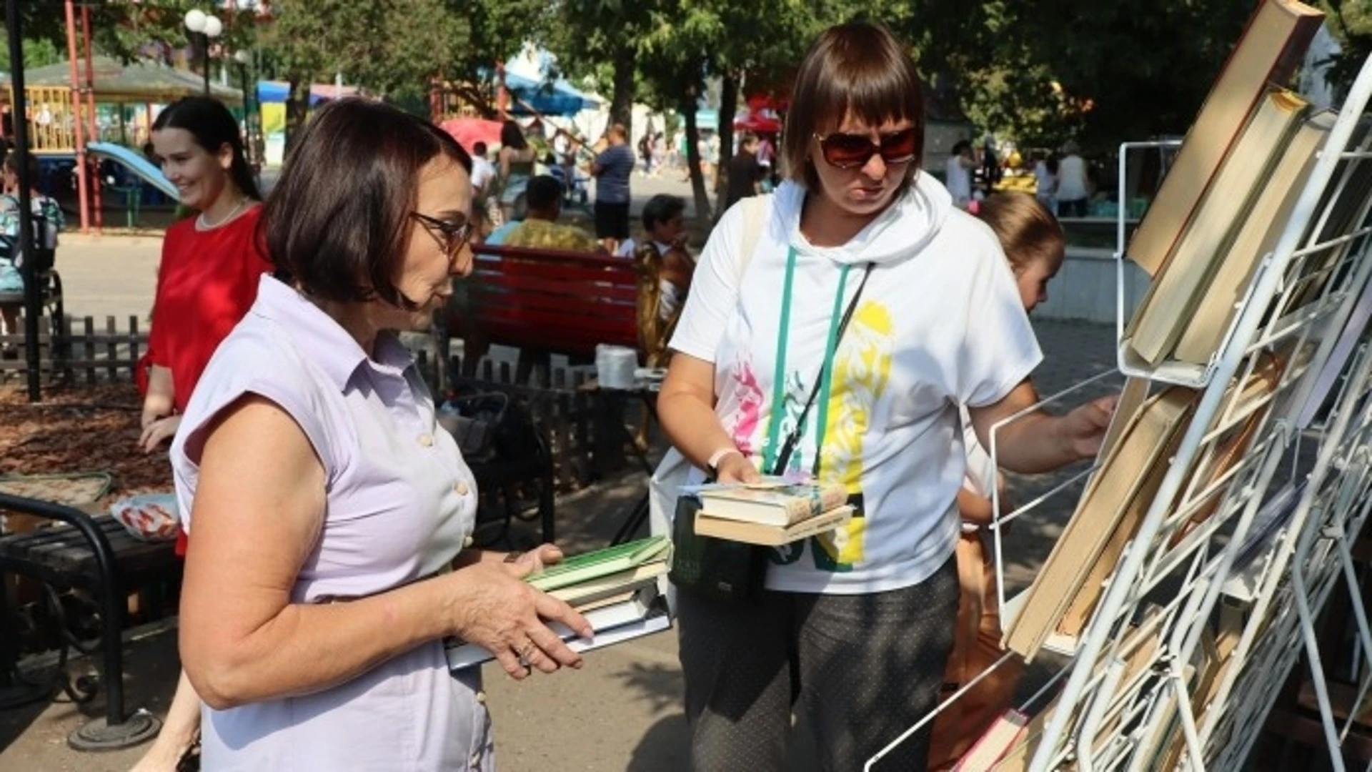 Библиотека им. Н.К. Крупской бесплатно раздаст школьникам книги