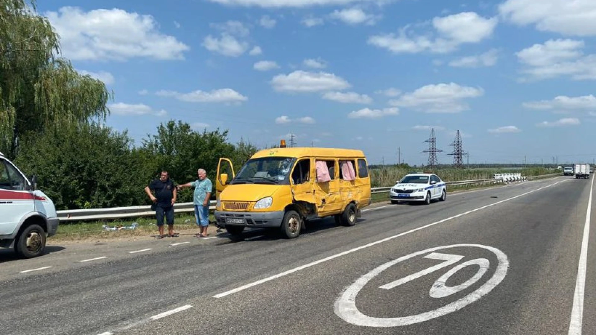 На Кубани попал в аварию автобус с детьми. Один ребенок погиб