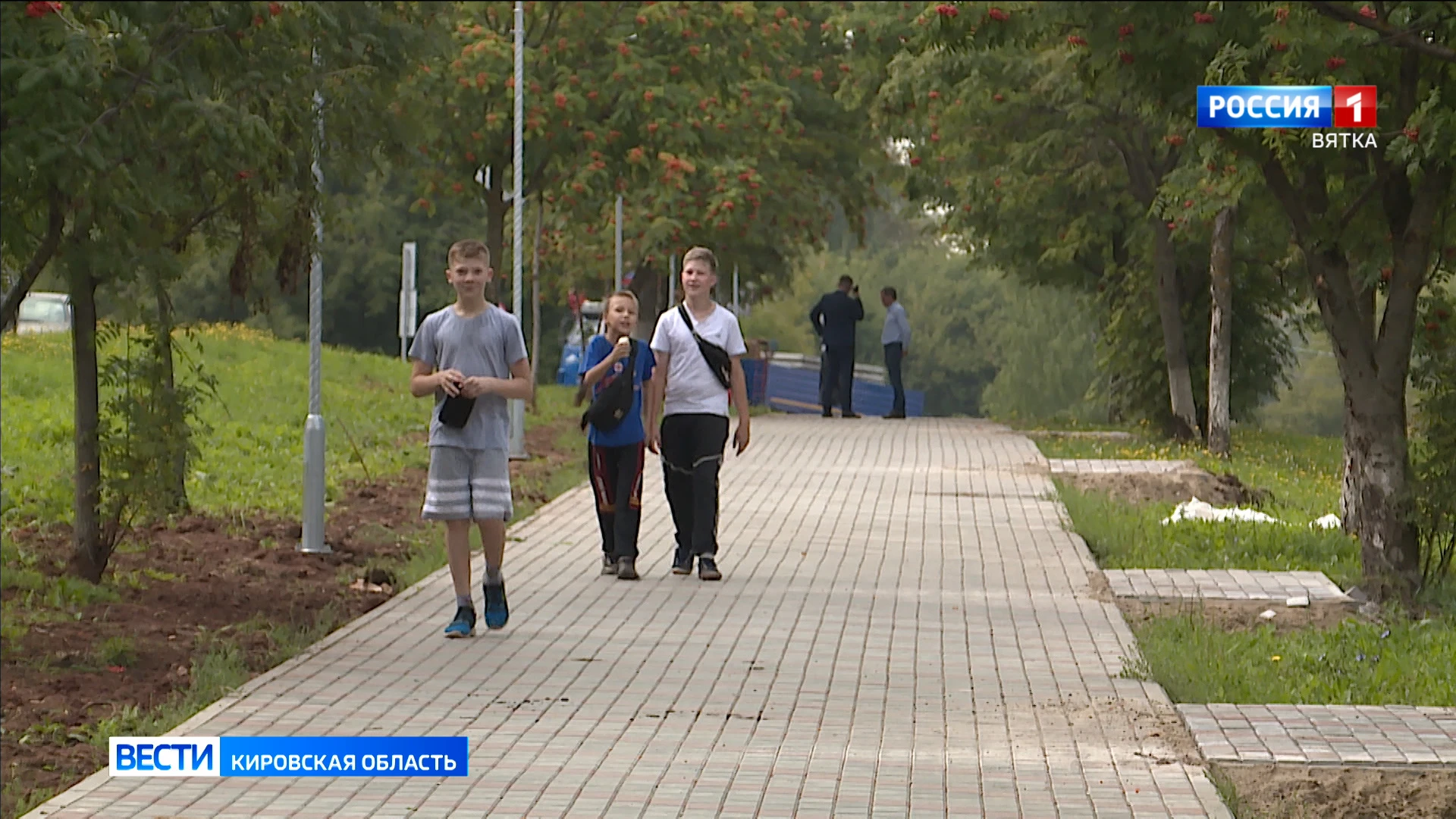 В Кирове на улице Мира завершаются работы по благоустройству