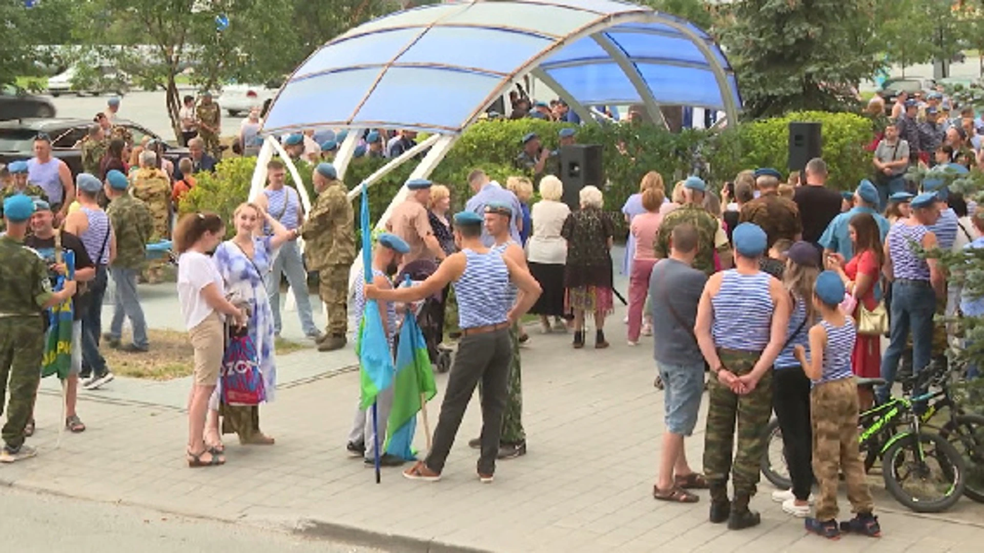 Тюменские десантники отметили день ВДВ