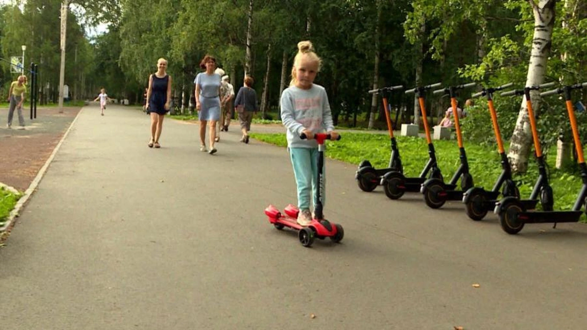 В Архангельске проходит акция "Безопасный самокат"