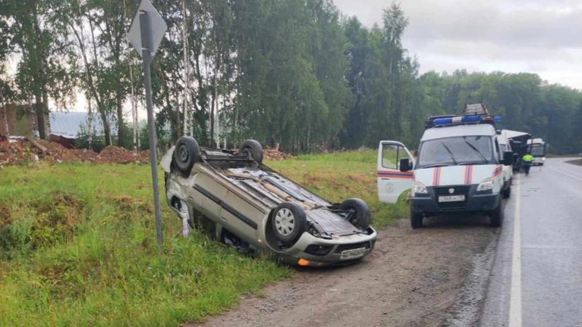 Фура и две легковушки столкнулись в Удмуртии