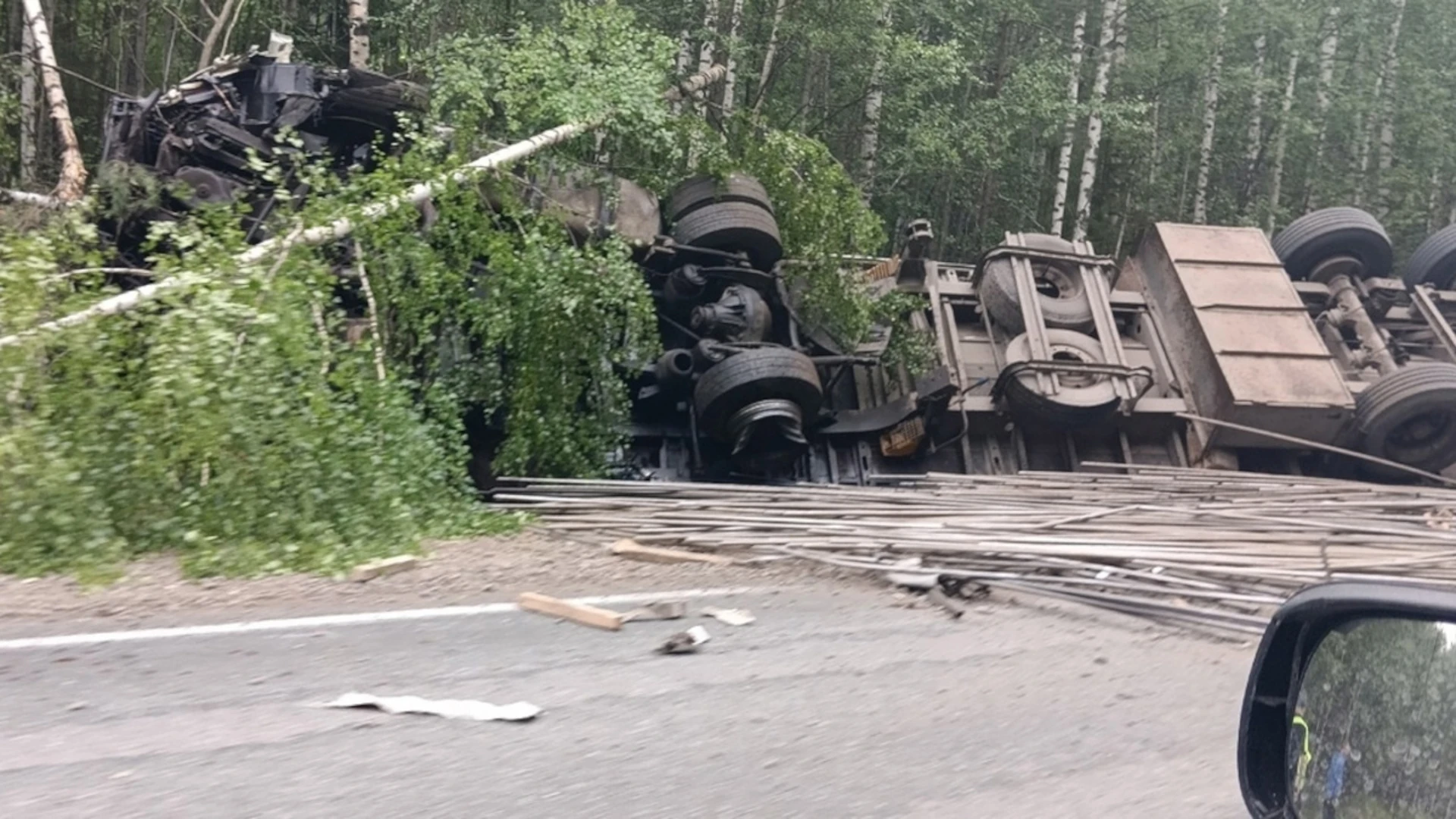 Пять человек погибли в массовом ДТП на пермской трассе