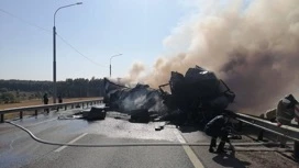 Погиб водитель загоревшегося грузовика после аварии на трассе М-4 под Липецком