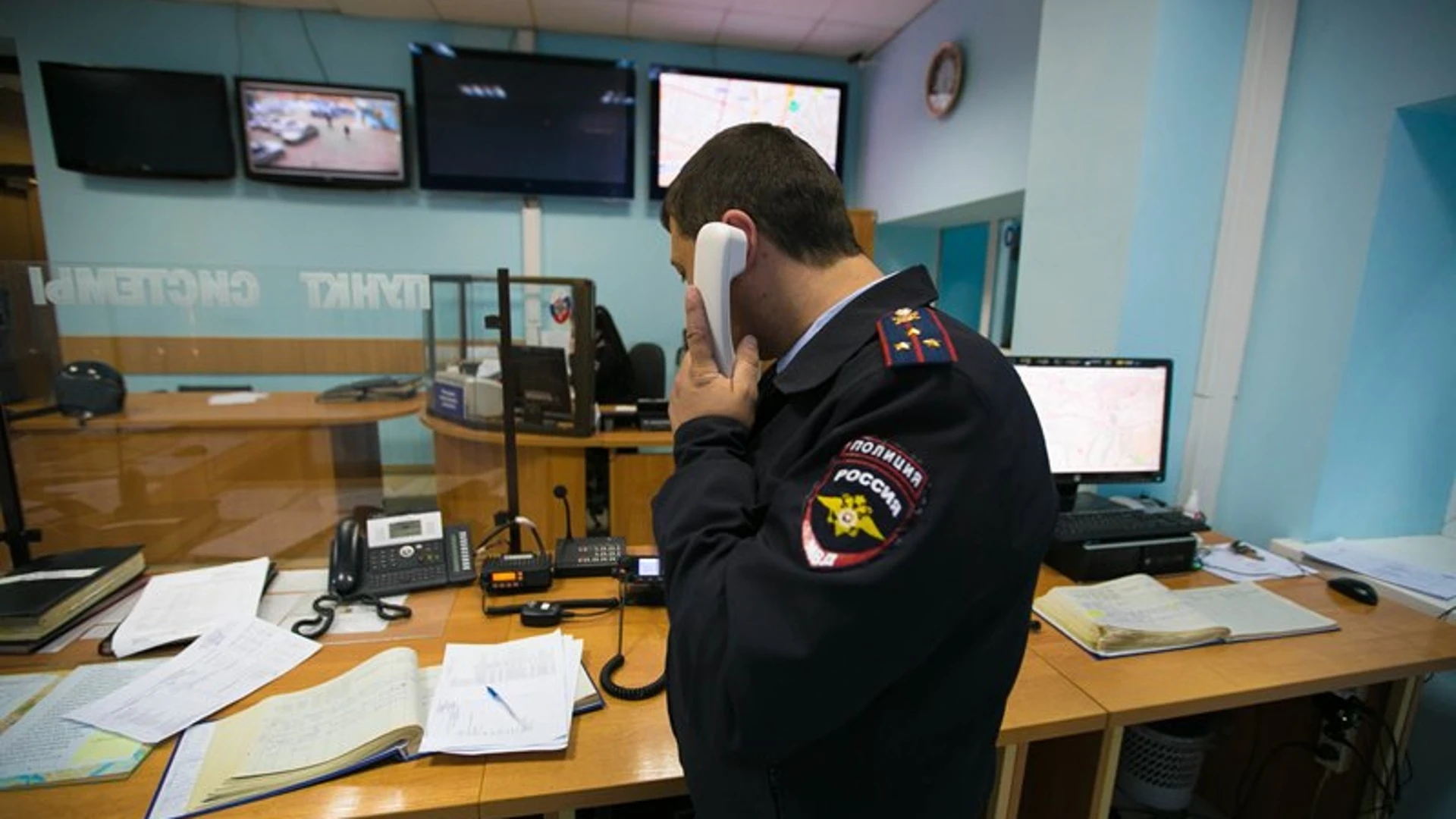 Полицейского нашли мертвым во дворе своего дома в Усть-Лабинске