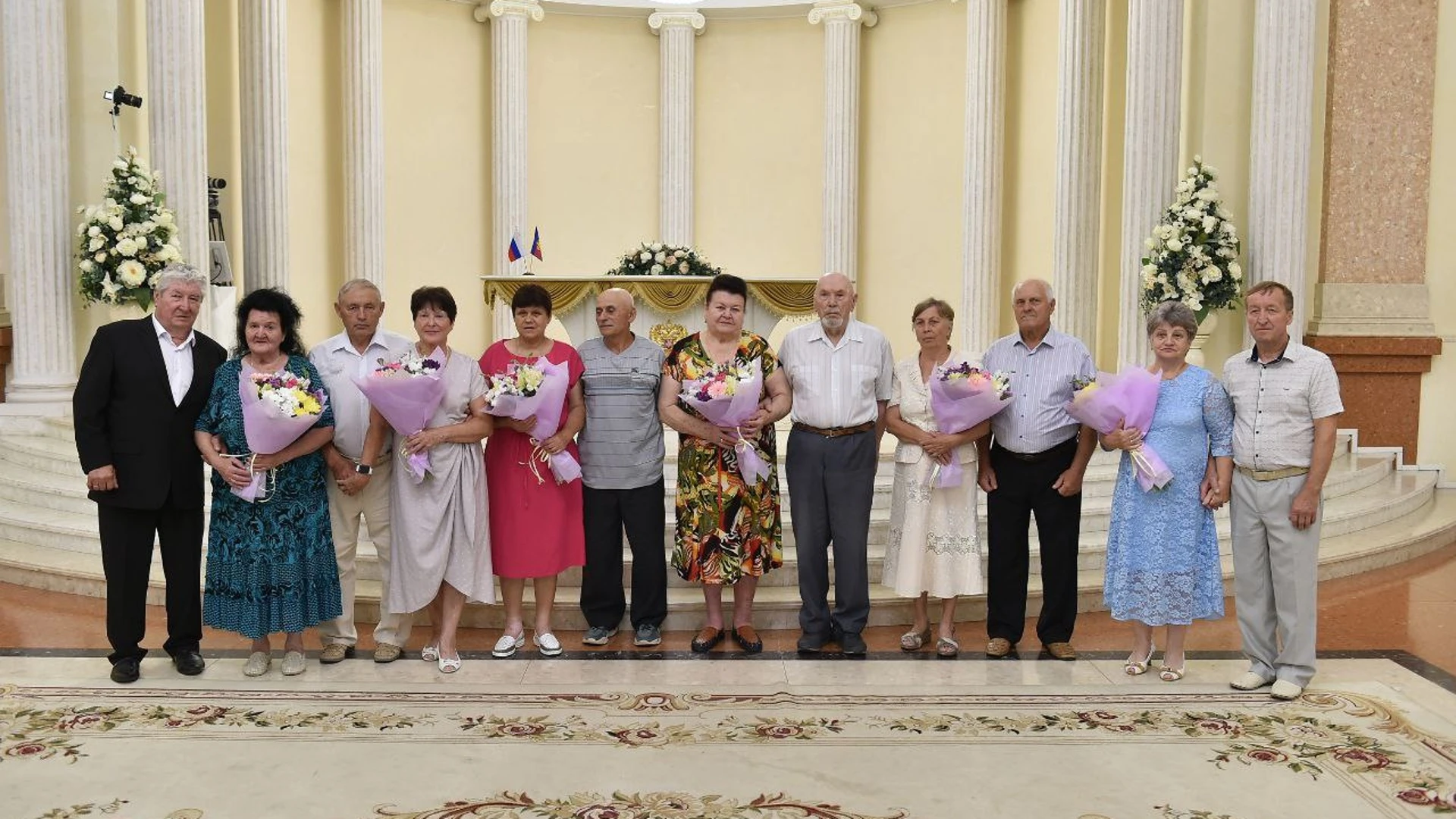 В Краснодаре поздравили супругов, которые вместе уже более полувека