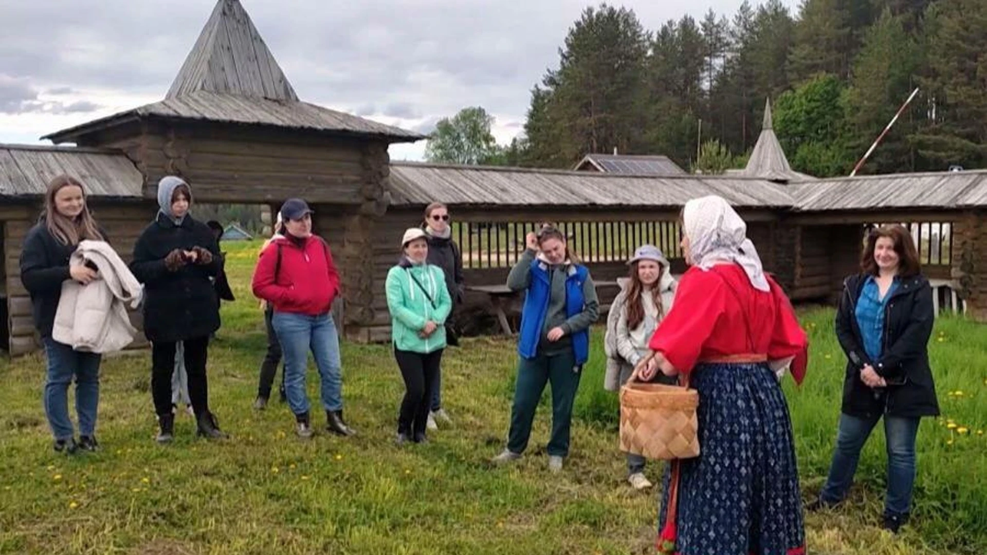 В Кенозерском парке северодвинские музейщики познакомились с местным туристическим опытом