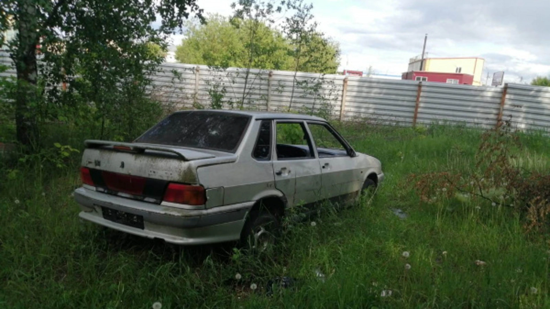 В Костроме активизировали эвакуацию с улиц и дворов брошенных автомобилей