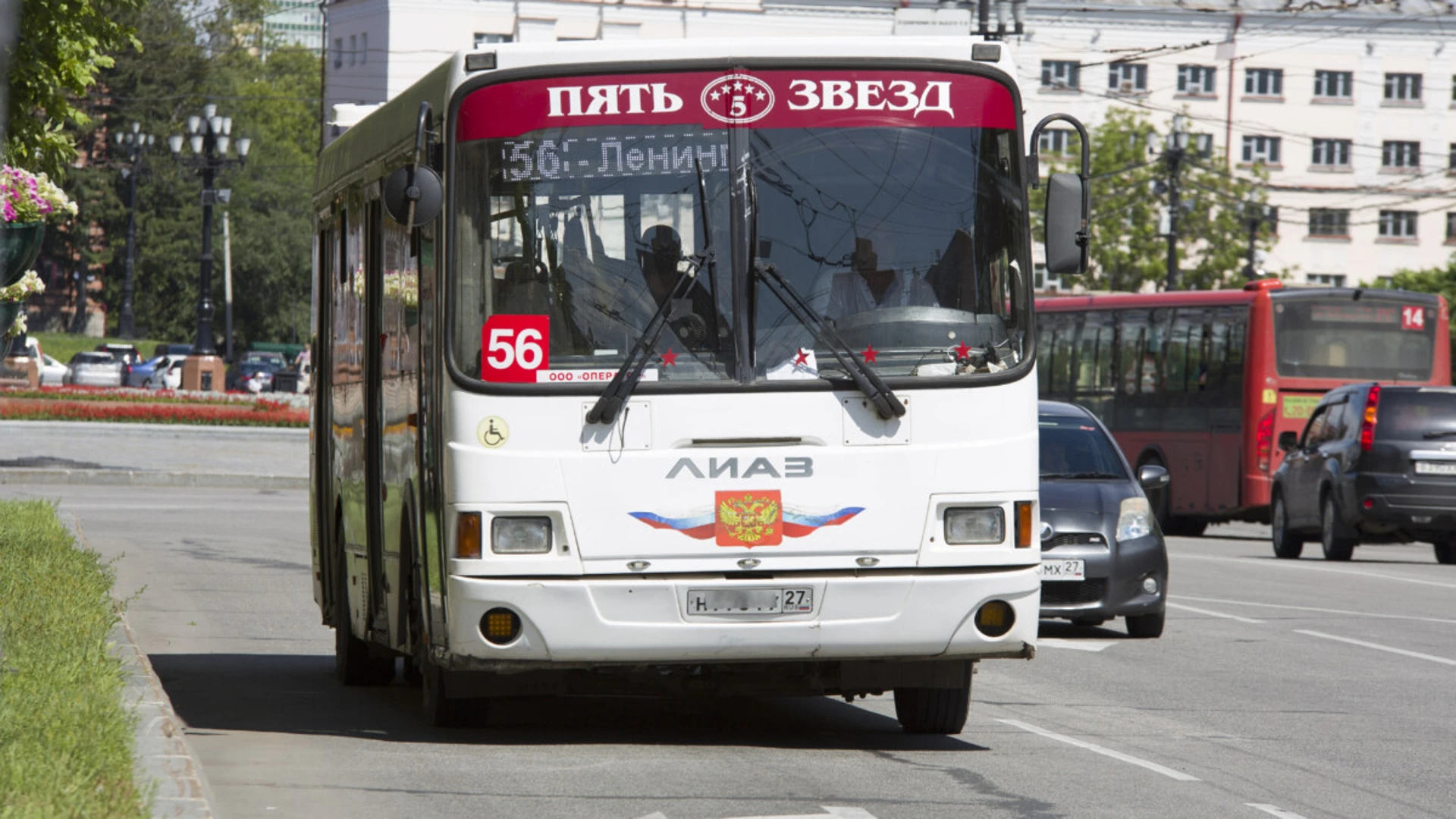 Три автобусных маршрута в Хабаровске временно изменят схему движения