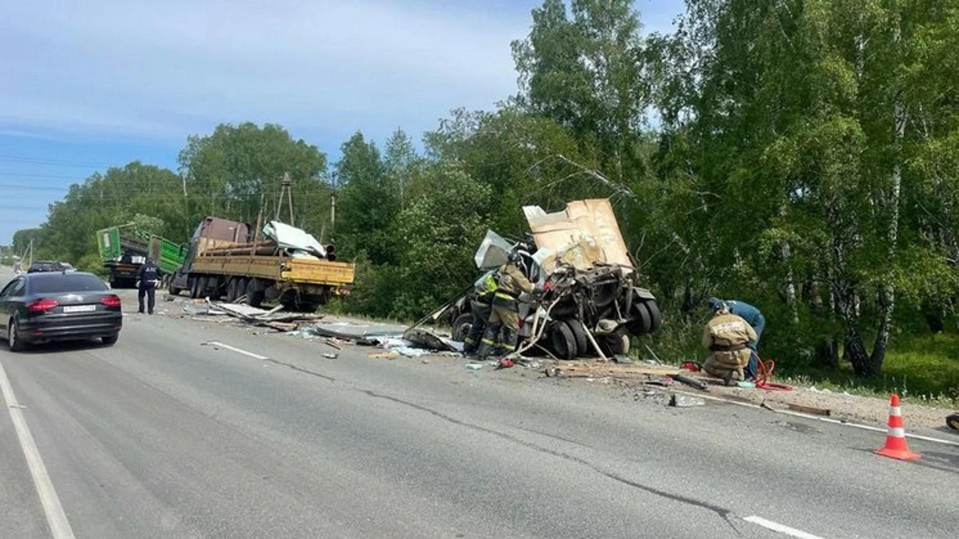 Пять автомобилей разбились на трассе в Новосибирской области