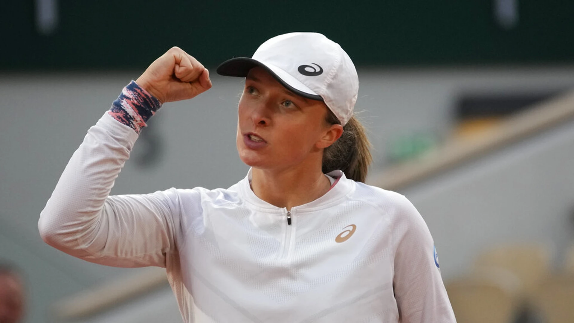 Свентек обыграла Гауфф и вышла в полуфинал Roland Garros