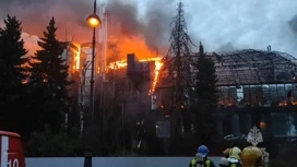 В Петербурге огнеборцы локализовали пожар в спорткомплексе