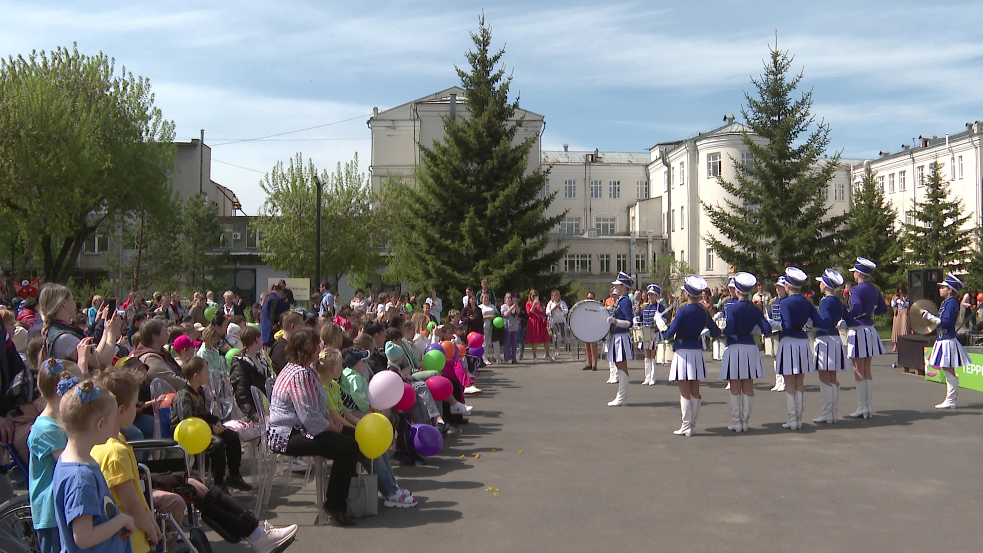 День защиты детей отпраздновали в Иркутской областной детской больнице