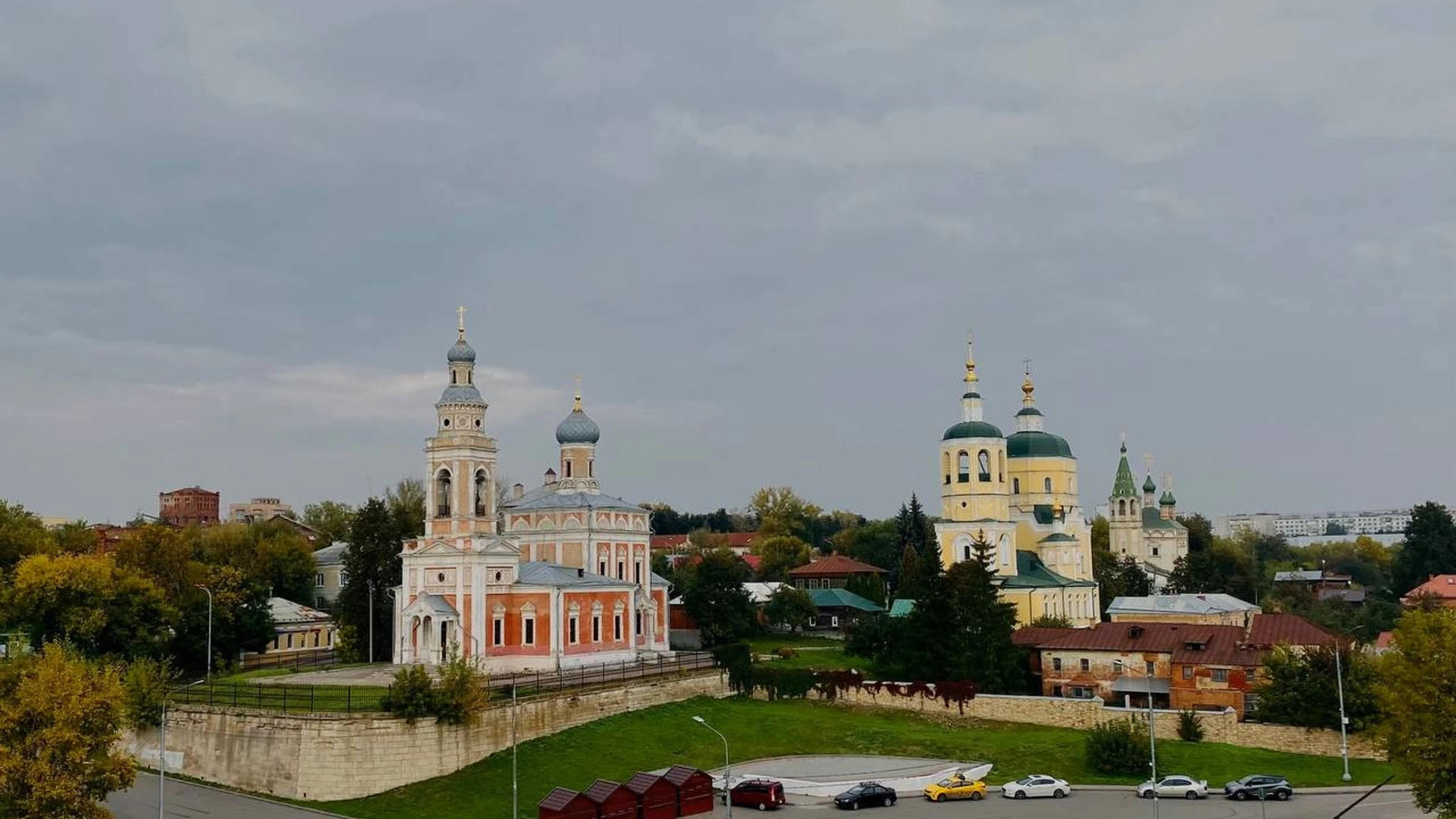 Монастыри и павлины: что посмотреть в уютном Серпухове