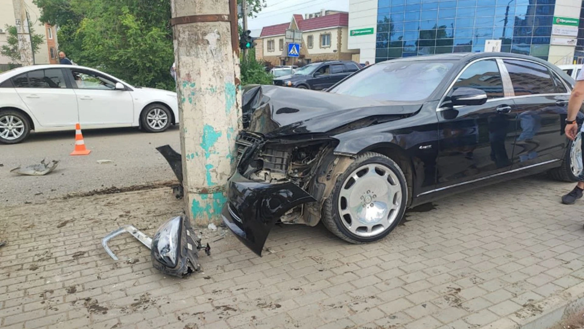 В Астрахани в ДТП на улице Кирова пострадали две девочки