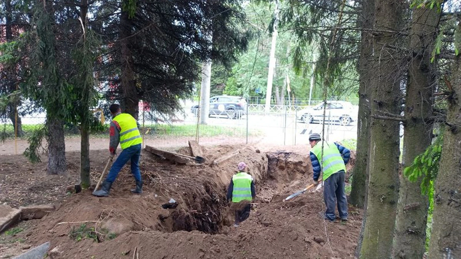 В Рыбинске начали замену коммуникаций на улице Бульварной