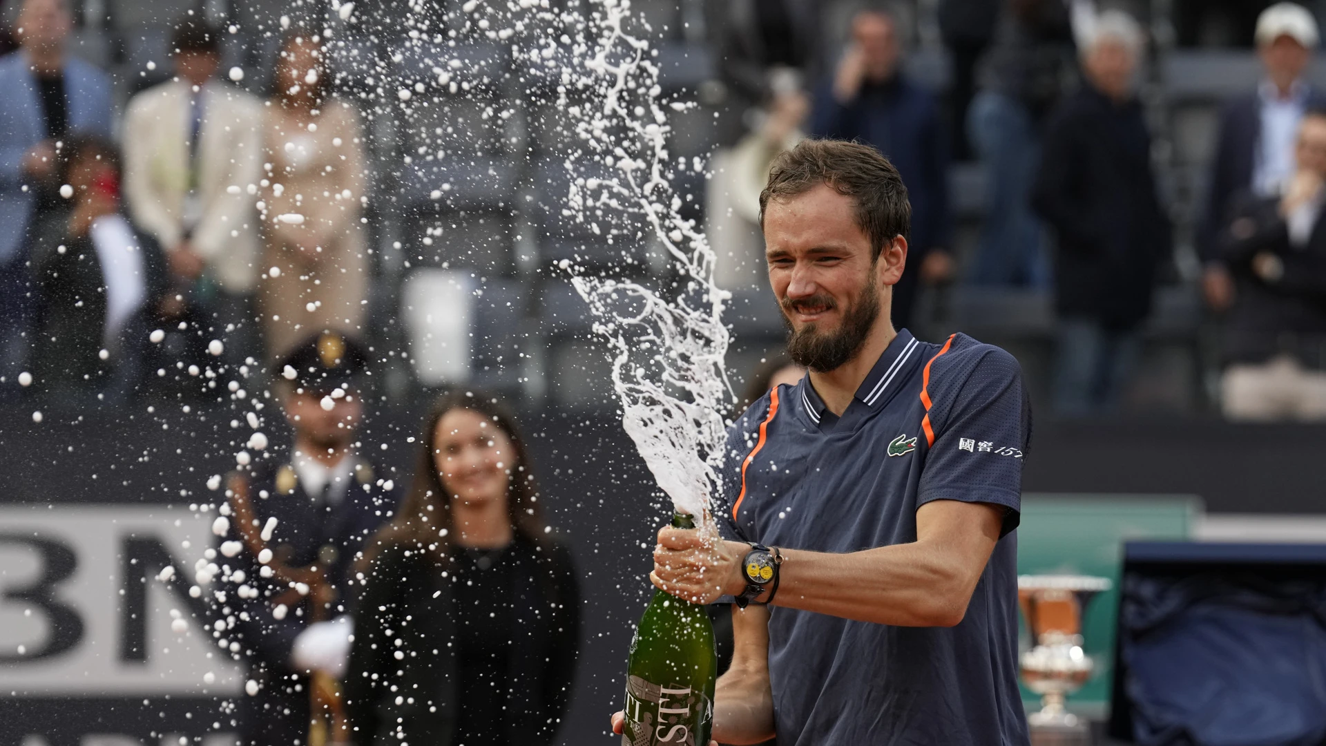 Медведев поднялся на второе место рейтинга ATP