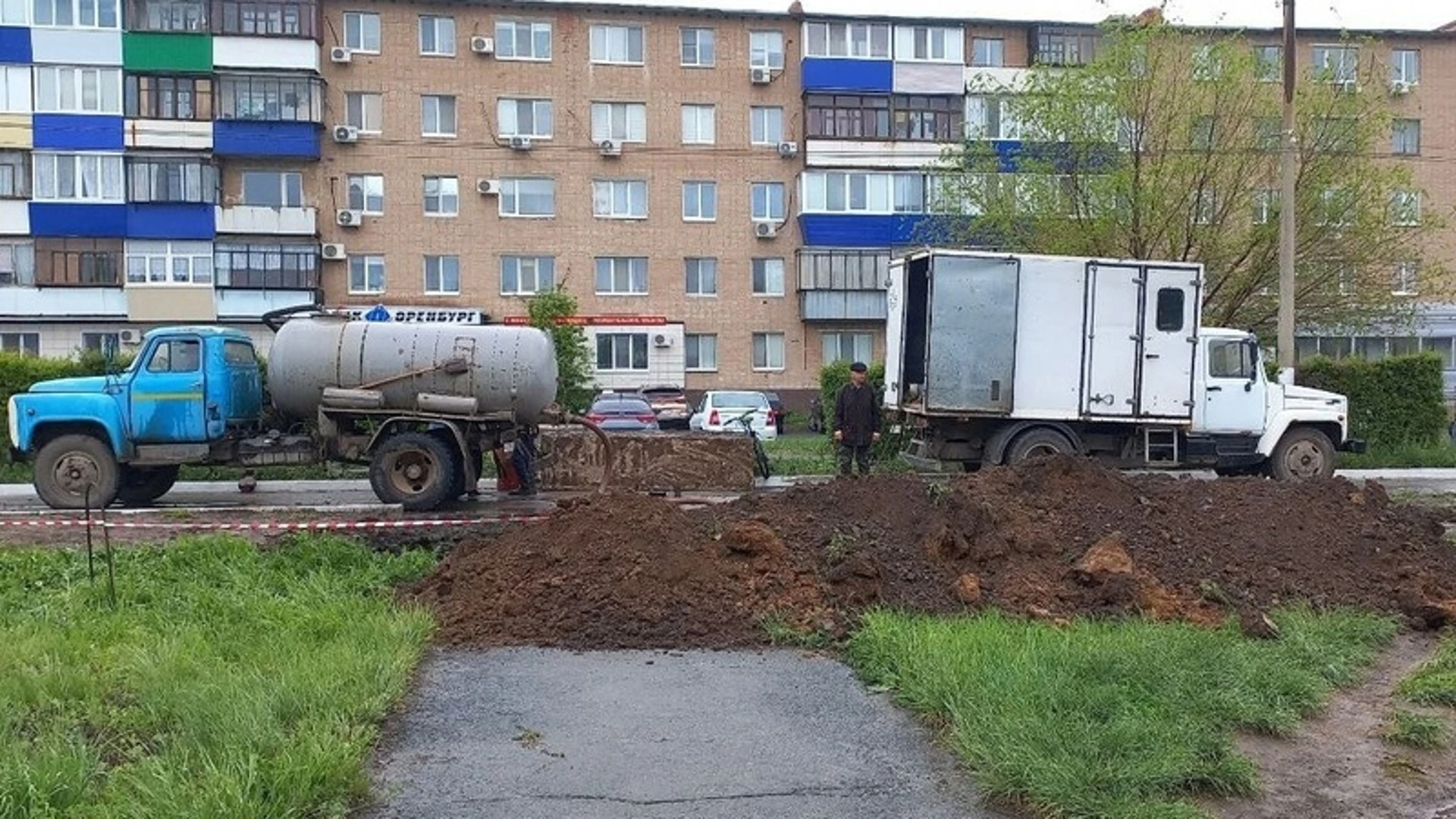 67 многоквартирных домов остались без горячей воды в Гае