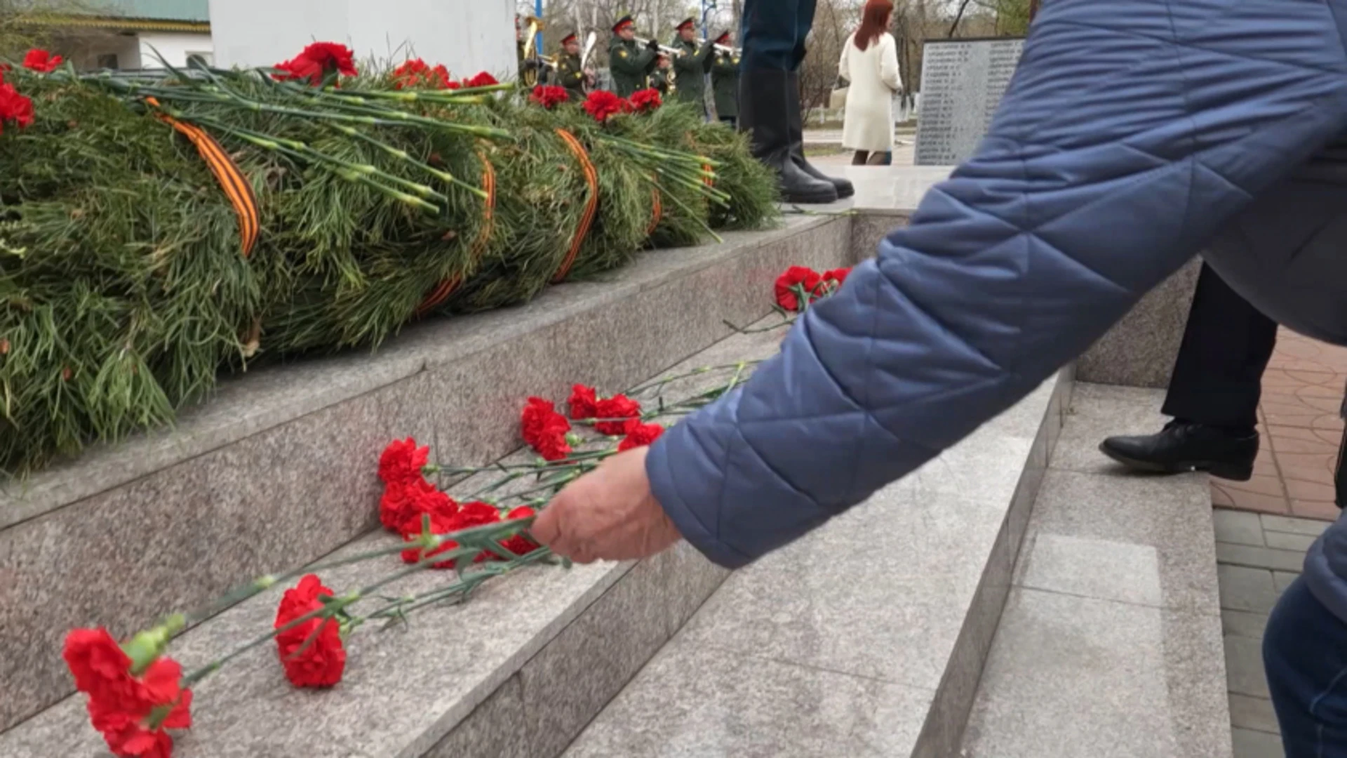 Память погибших в Великой Отечественной войне почтили военнослужащие Белогорского гарнизона