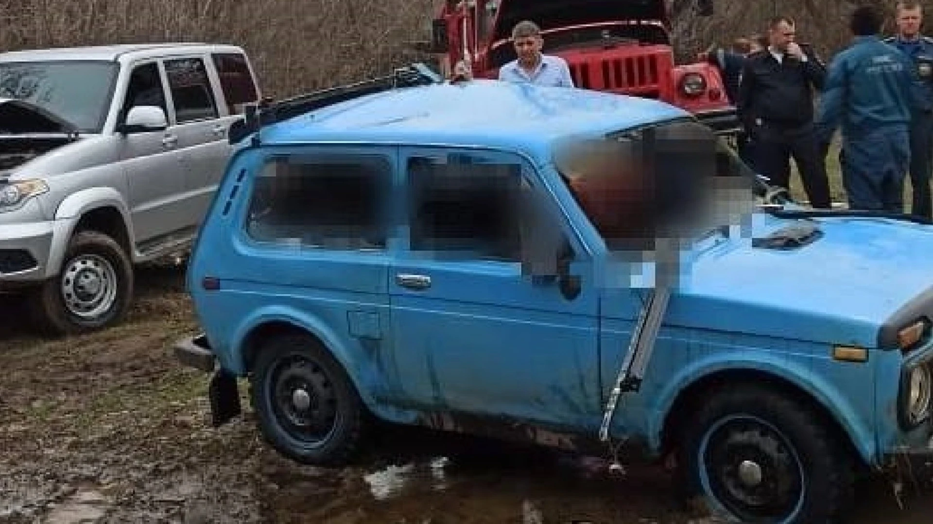 В реке на Алтае найдена машина с тремя трупами