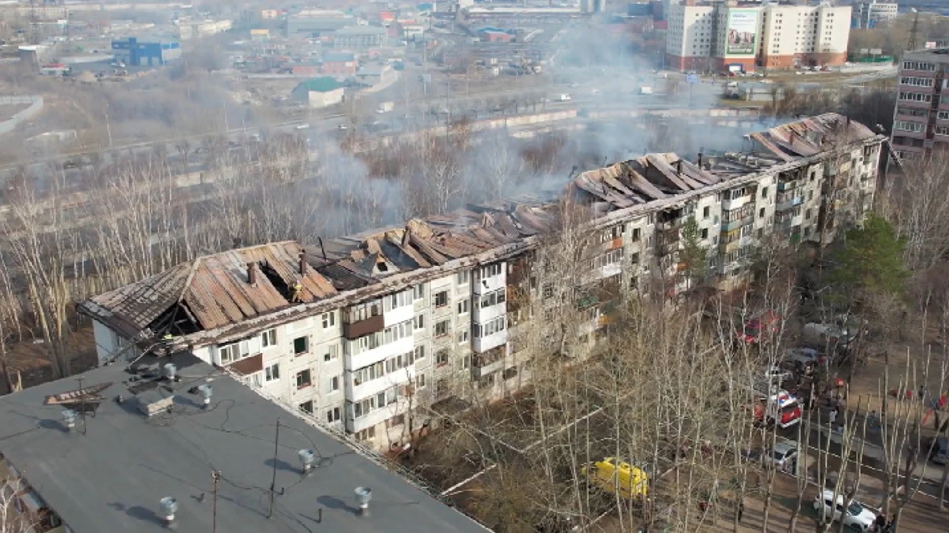 Жильцы пострадавшей от пожара тюменской пятиэтажки вернутся в квартиры после экспертизы