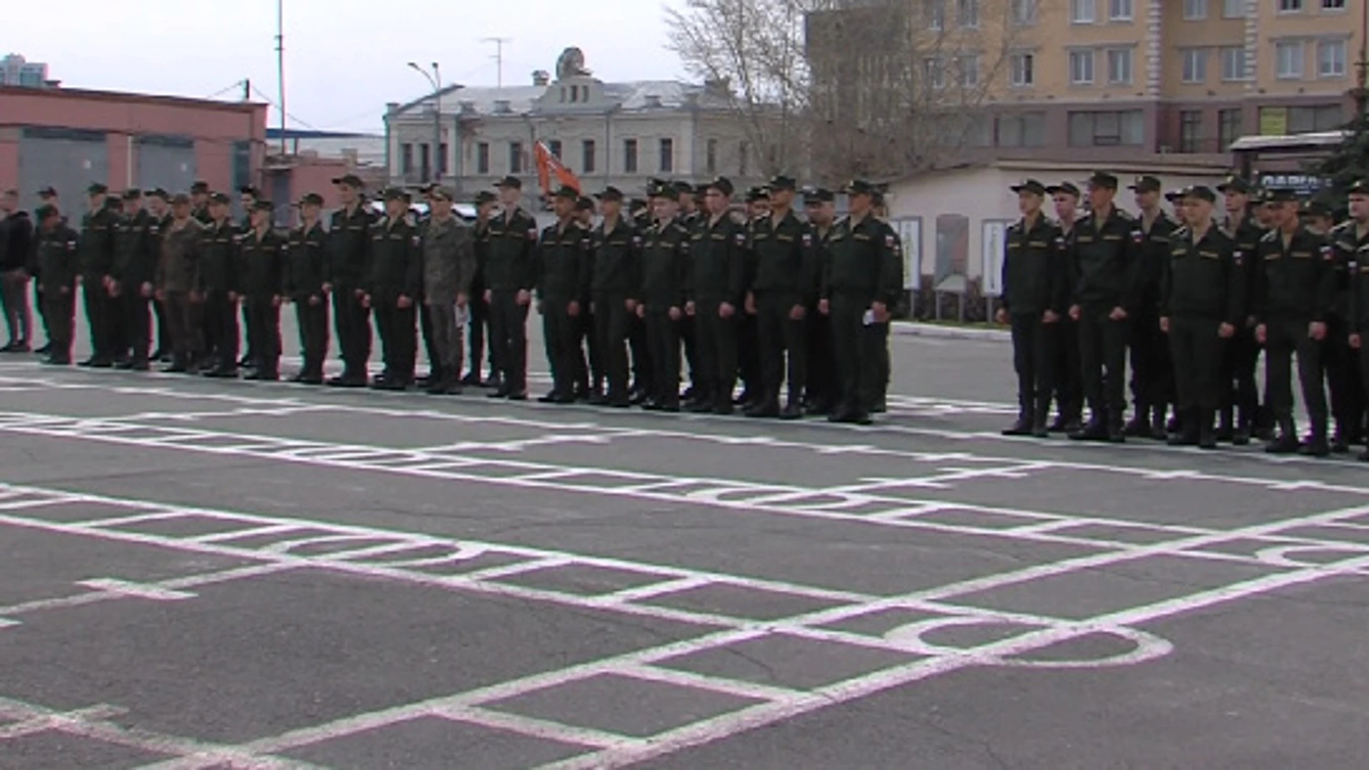 Тюменские срочники отправились на службу