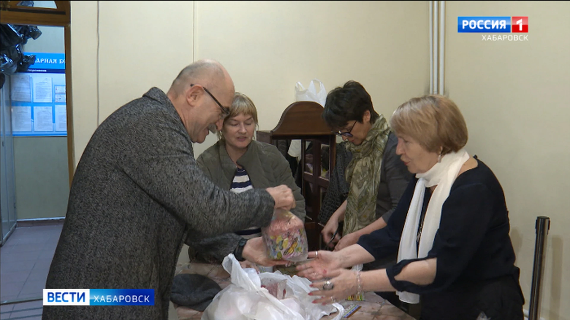 Поделиться теплом и любовью: в Хабаровске прошла традиционная акция "Пасхальный пирог"