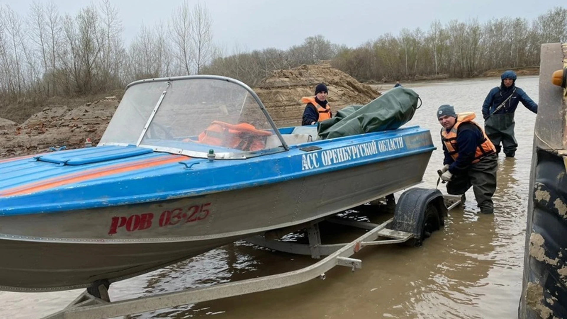 В Соль-Илецком городском округе пришлось эвакуировать пожилую женщину