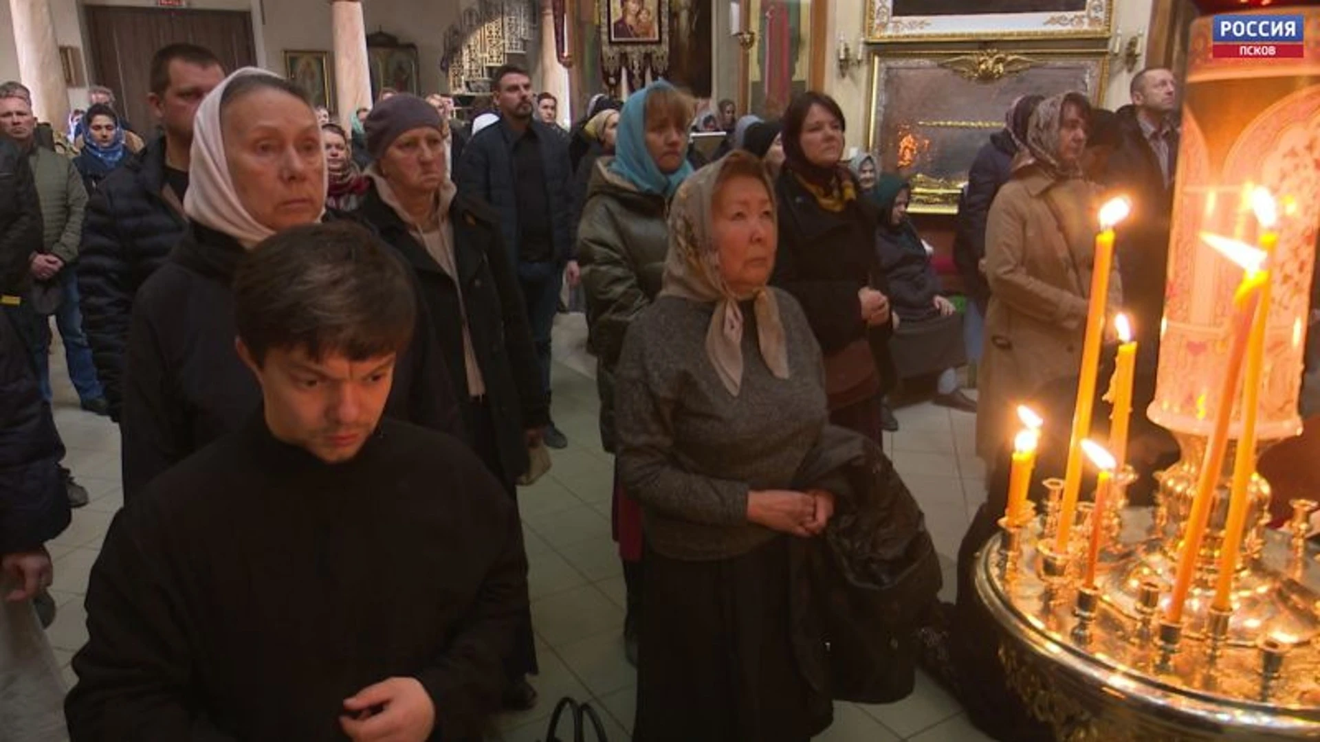 Вспоминая Тайную вечерю. В Псково-Печерском монастыре празднуют Великий Четверг