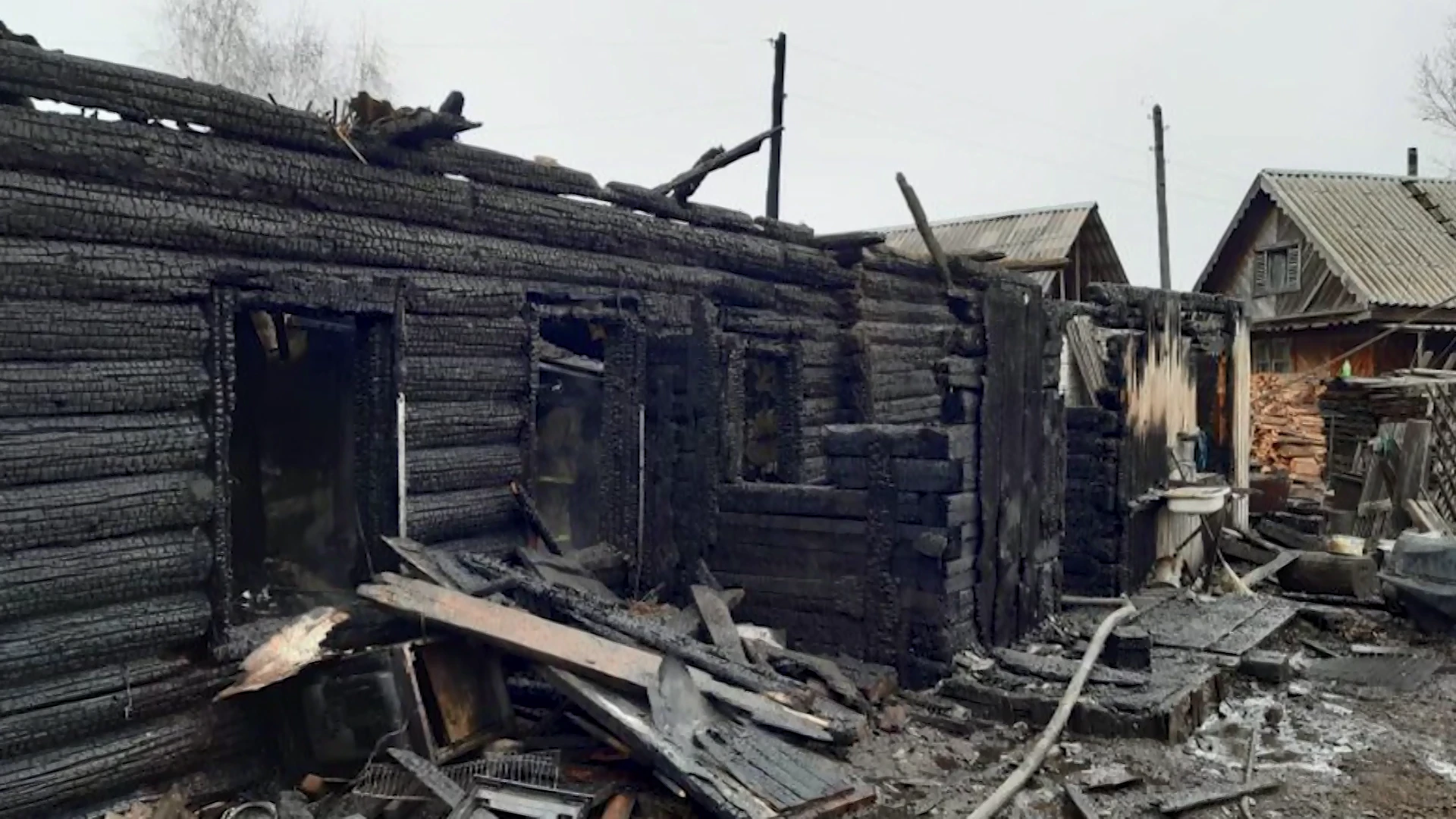 В Красноярском крае за сутки из-за короткого замыкания сгорели два человека