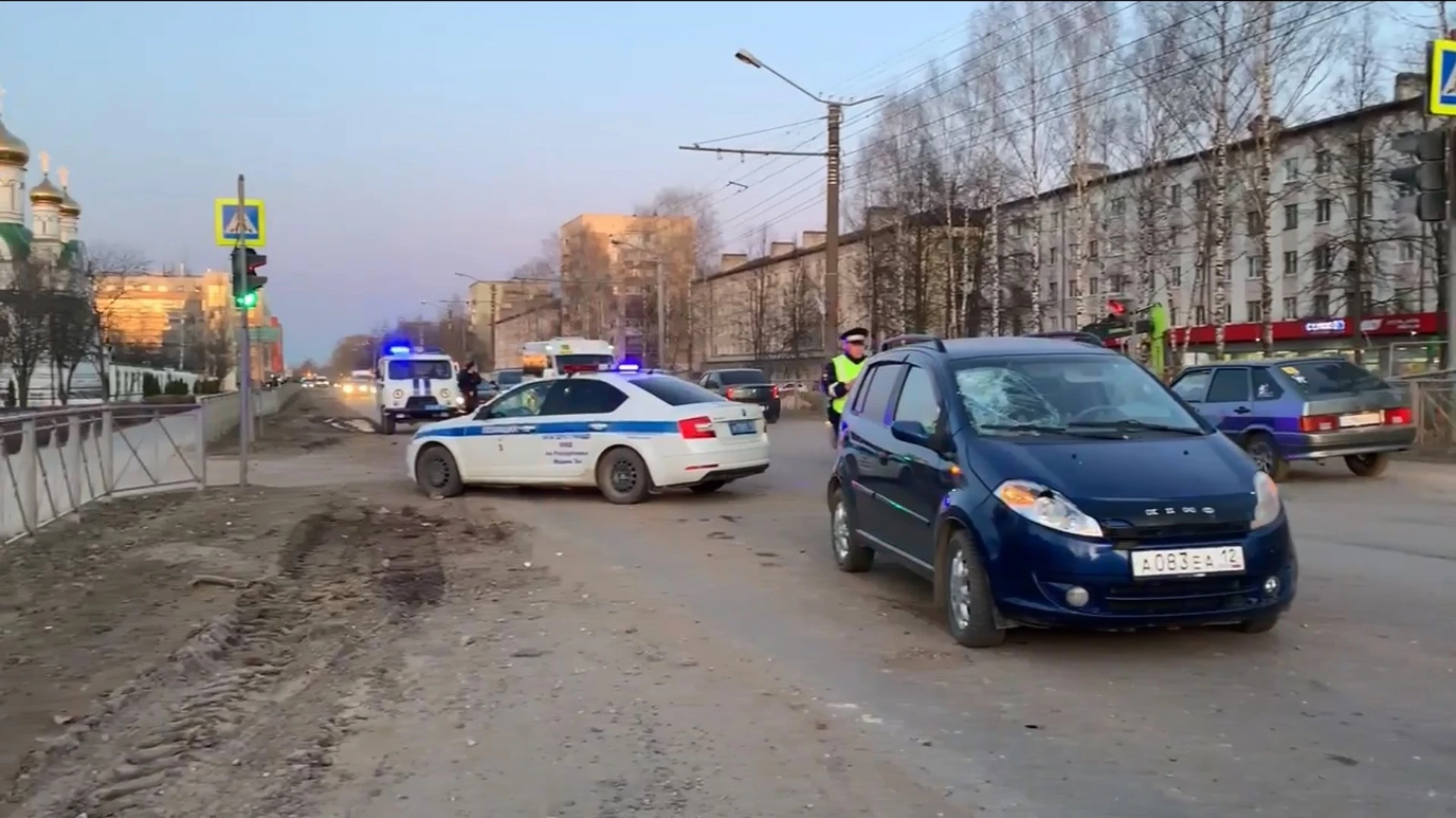 В Йошкар-Оле под колёса иномарки попала 16-летняя школьница