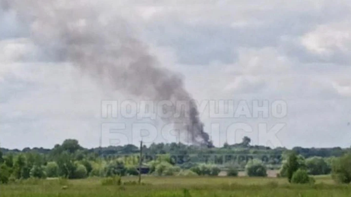 Новости После обстрела ВСУ в брянском поселке загорелись два дома