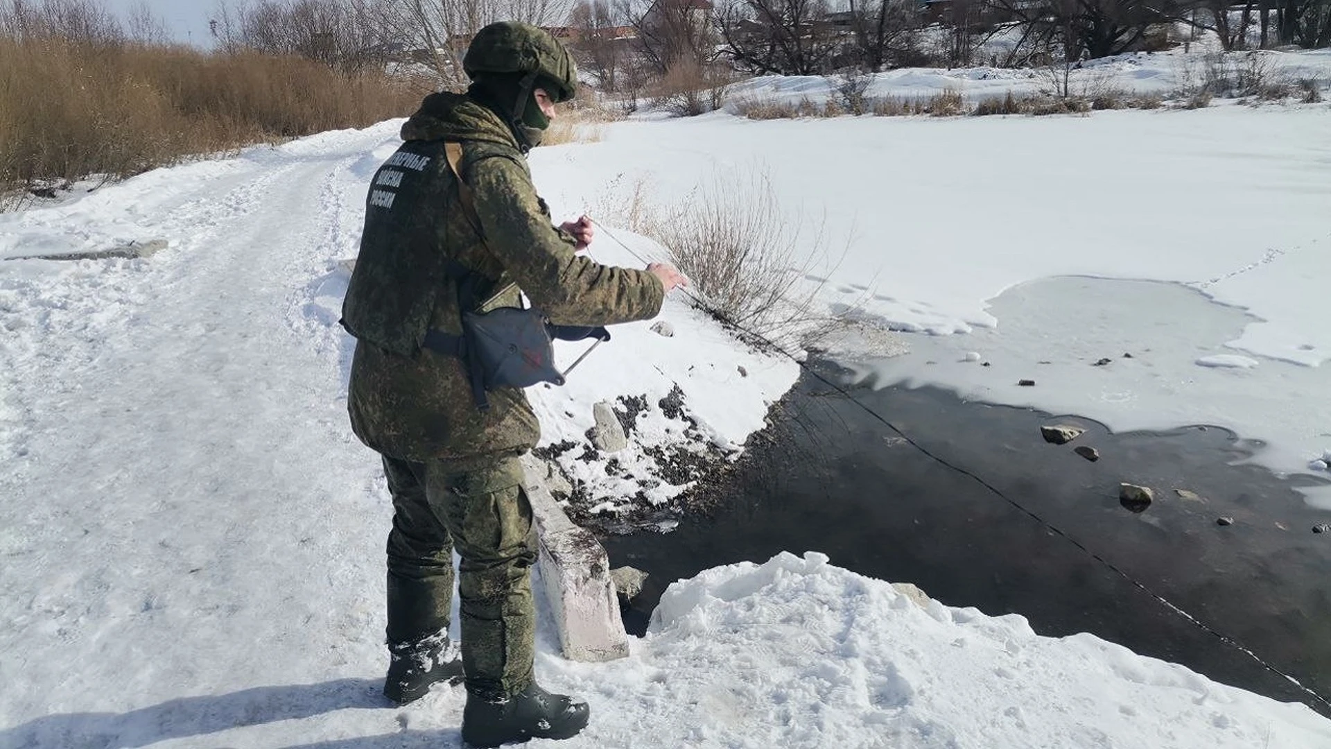 На реках Челябинской области начали взрывать лед