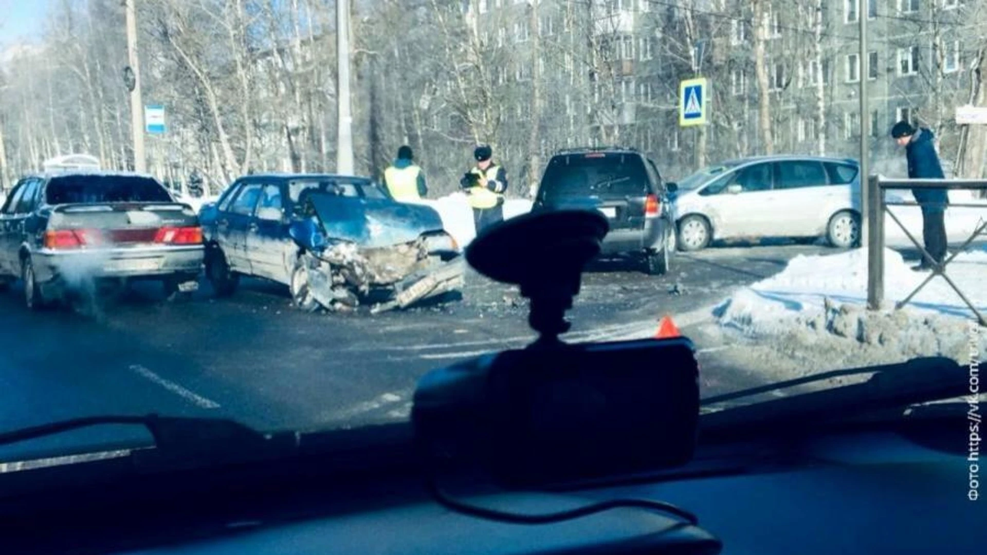 Dziś w Archangelsk zdarzył się wypadek z udziałem 4 samochodów