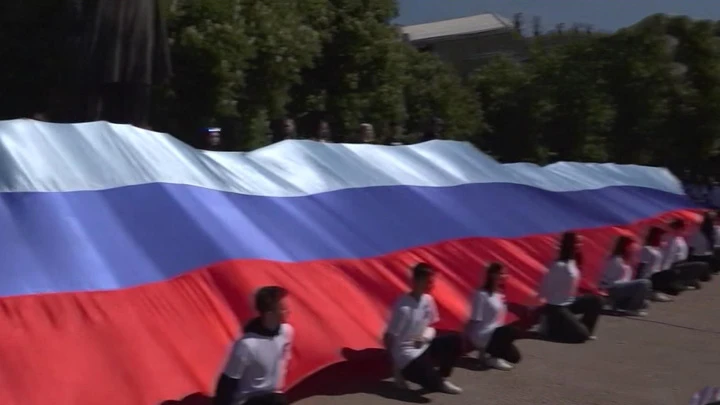 Вести в 20:00 День государственности: луганчане сделали свой выбор 8 лет назад