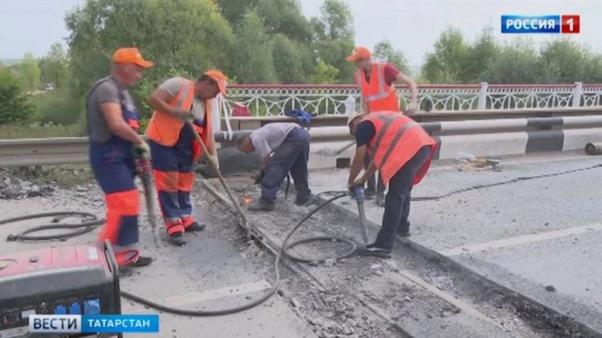 Мост через Волгу на М12 построили больше чем наполовину