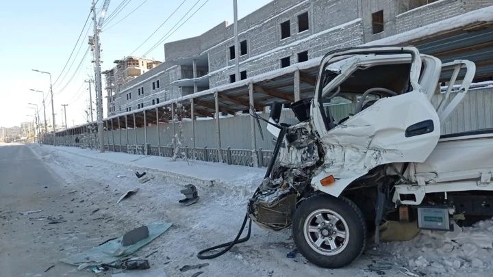 ЧП Смертельная авария с участием самосвала в Якутске попала на видео