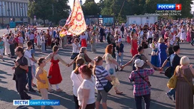 В Петербурге "Первый космический хоровод" приурочили к 90-летию со дня рождения Юрия Гагарина