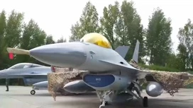 Грэм пригласил летчиков НАТО в отставке управлять F-16, переданными Украине